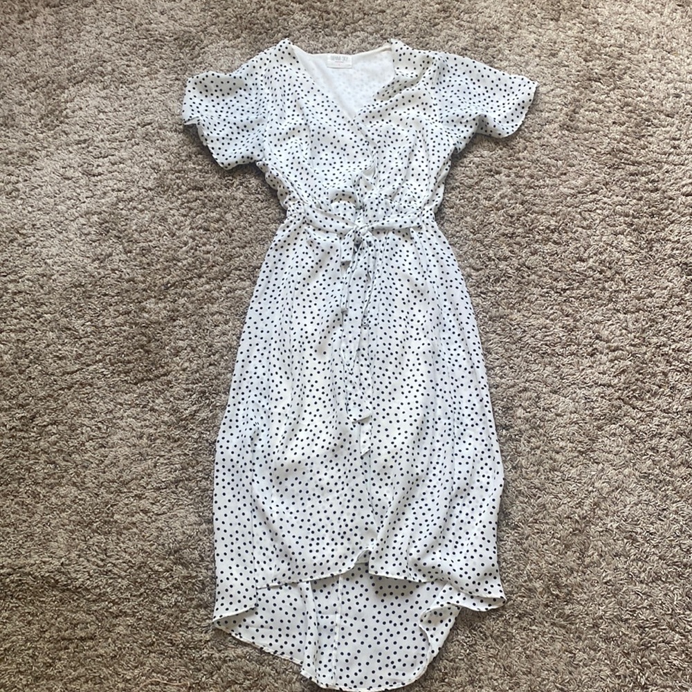 Black & White Polka Dot Hi-Low Dress. Size Small.